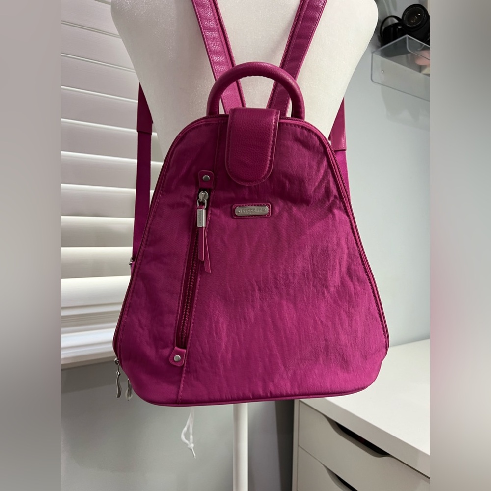 Baggallini Metro Backpack‎ - Picture 6 of 9